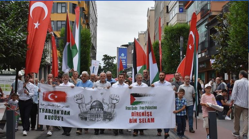 Trabzon'da Filistin'e destek yürüyüşü yapıldı